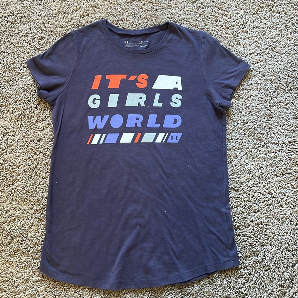 Girls Under Armour tshirt size large
